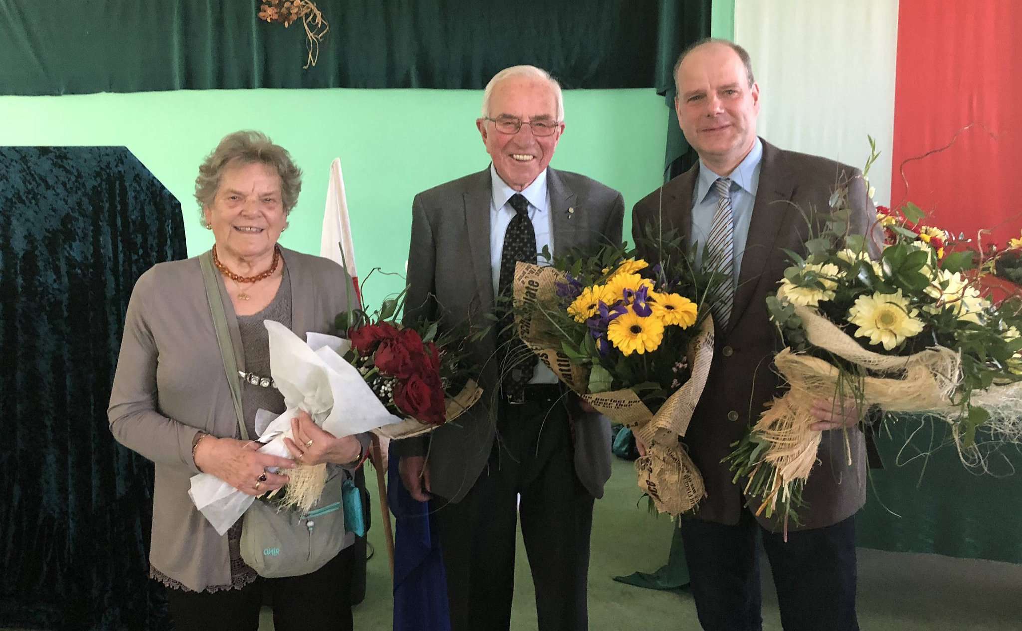 Hans-Joachim Roesch (Mitte) wurde von seiner Ehefrau Anita und ihrem Sohn Klaus ins polnische Dzierzgon begleitet.