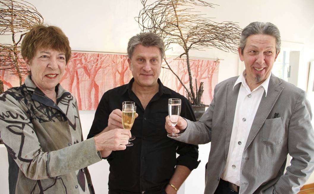 Dörte Gerlach, Mirsad Herenda und Karl Schmeichel (rechts) freuen sich schon auf die Ausstellungseröffnung am 31. März.