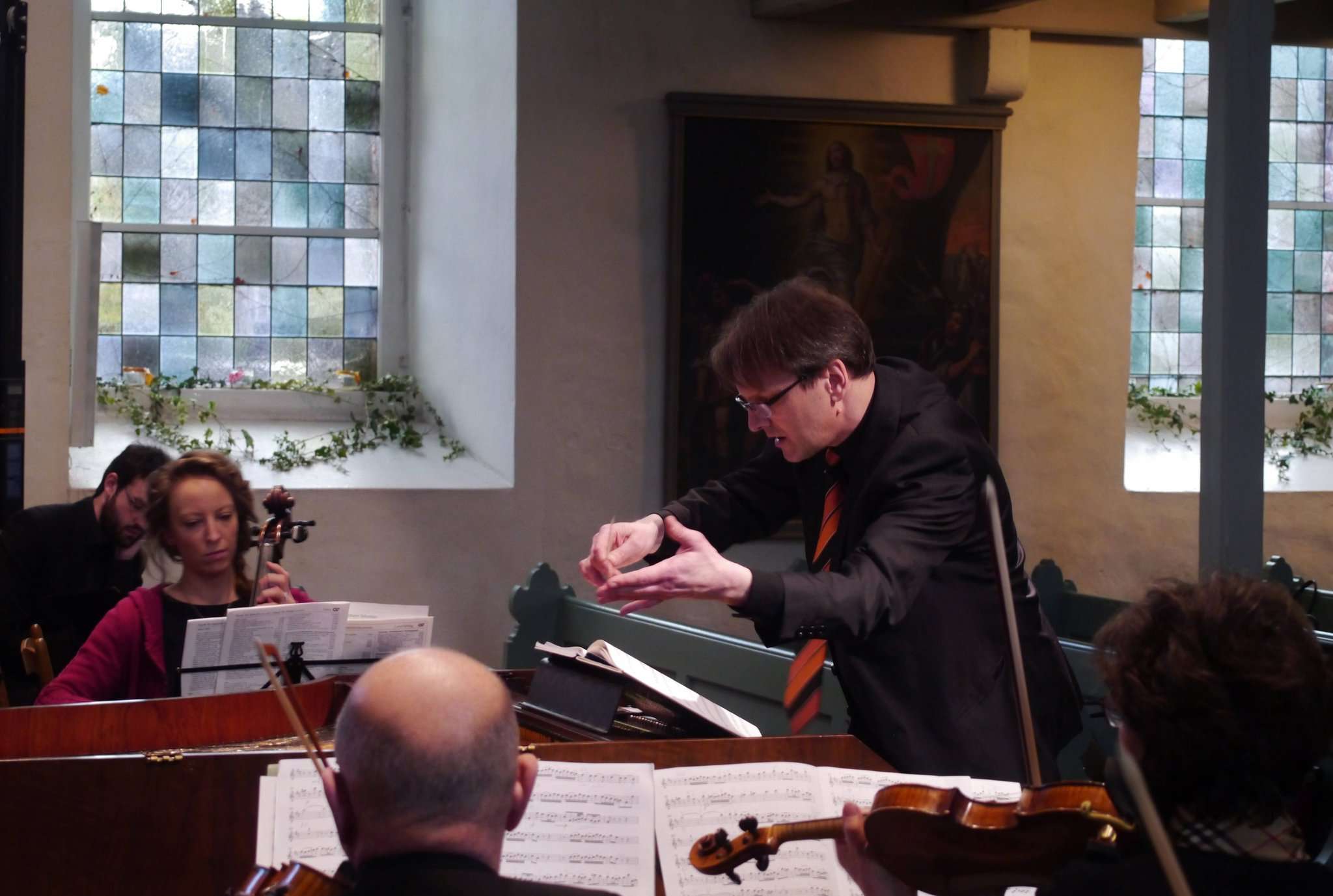 Johannes Kaußler leitet den Oratorienchor der Konzertvereinigung Wümme-Wieste. Der Verein blickt auf zehn Jahre Geschichte zurück und lädt zum Jubiläumskonzert.