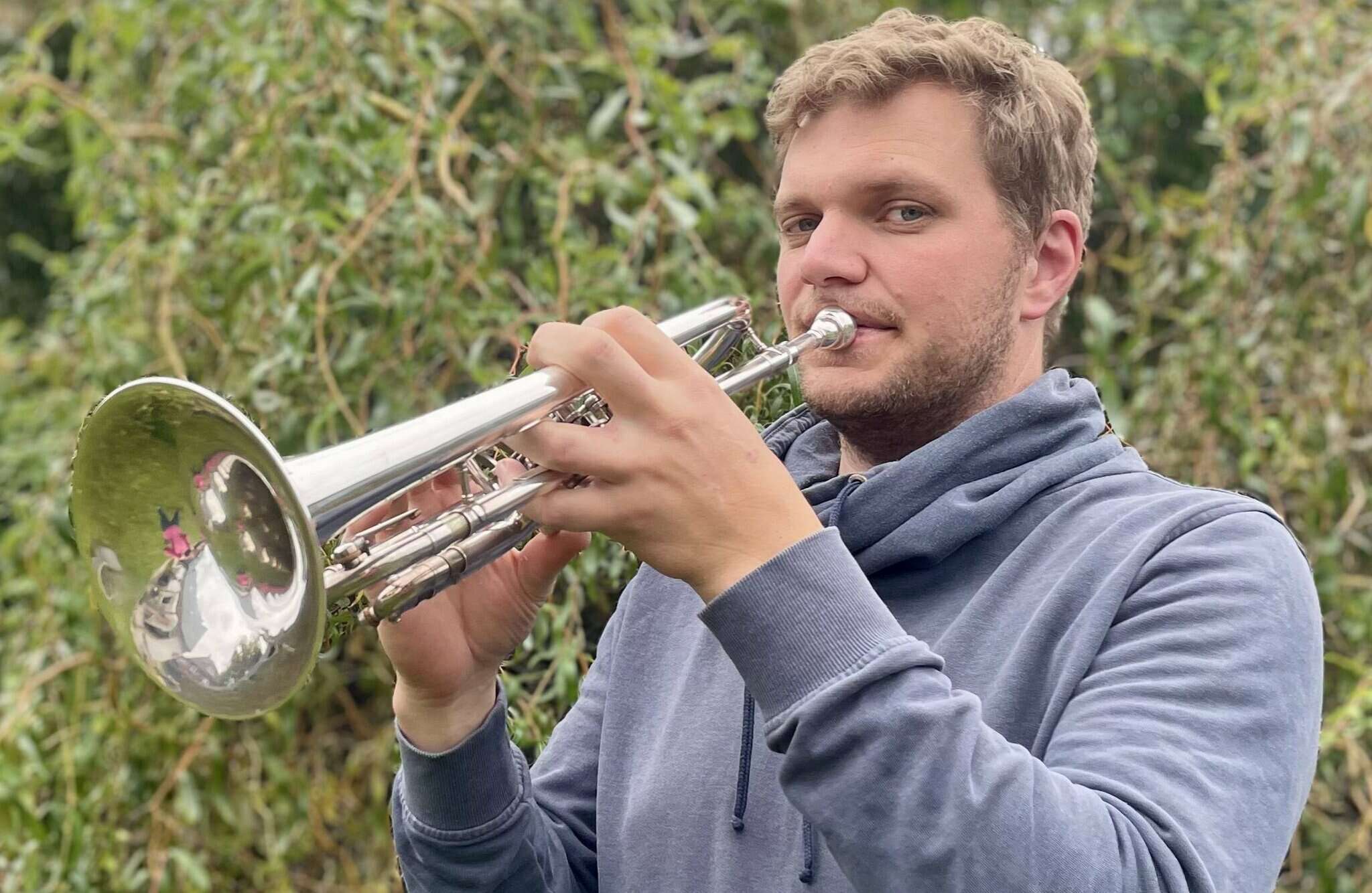 Frithjof Zeltwanger freut sich auf neue Musikschüler und zahlreiche Auftritte mit dem Posaunenchor. 