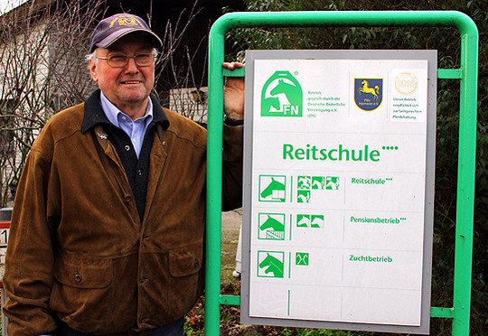 Reitschule u2013 ein Begriff, auf den Friedrich Freytag Wert legt. Jetzt verabschiedete er sich als Reitclub-Vorsitzender     Foto: Woyke